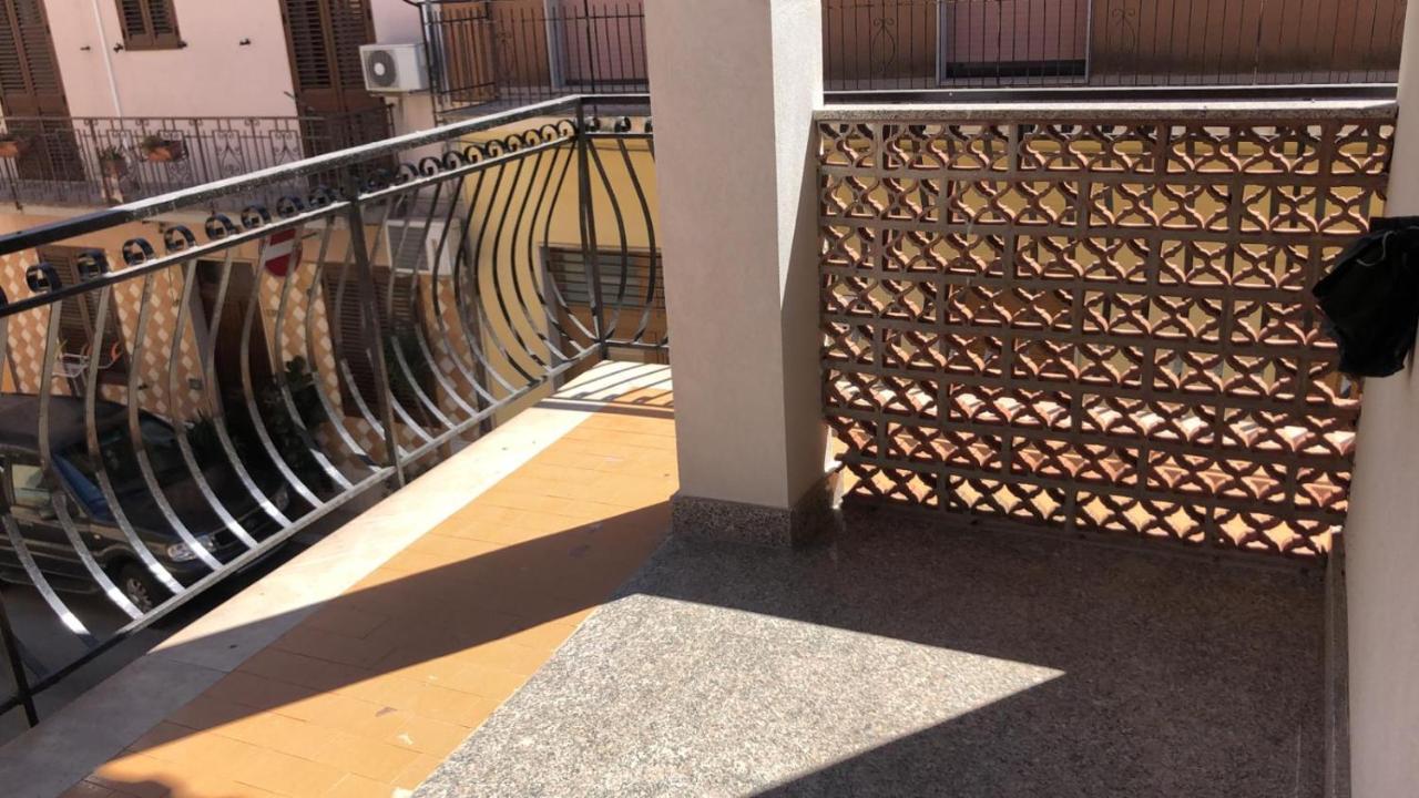 阿沃拉Casa Vacanza I Due Mori别墅 外观 照片